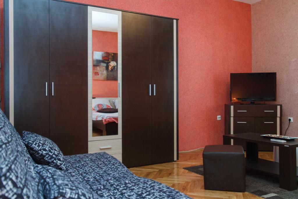 Aleksandar * Belgrad